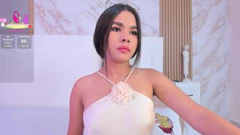 tianaglow4 online show from September 9, 1:33 pm