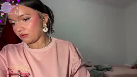 Tiana Le online show from July 6, 11:17 pm
