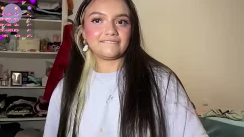 Tiana Le online show from July 8, 11:41 pm