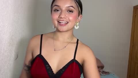 Tiana Le online show from June 27, 12:38 am