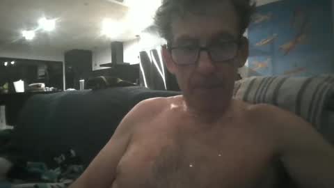 JustMe online show from January 28, 1:59 pm