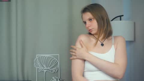 Lily online show from March 3, 9:27 am