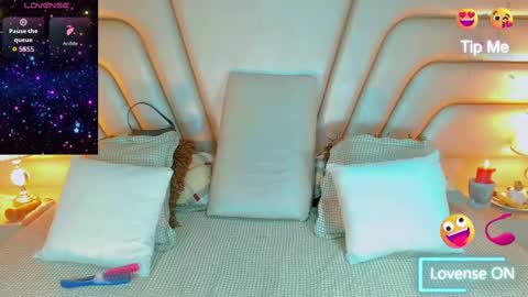 Snapshot of tifannysexy69 chatting on October 16, 7:19 am Tifannysexy69 online show from October 16, 7:19 am