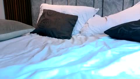 Tiff3 online show from February 18, 8:52 pm