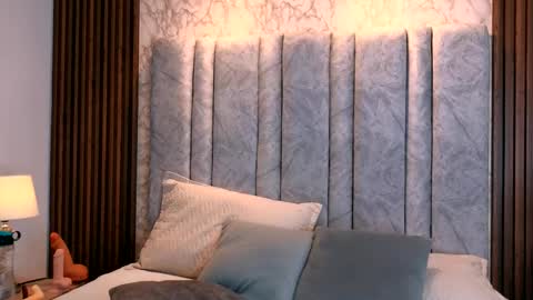 Tiff3 online show from March 21, 7:29 pm