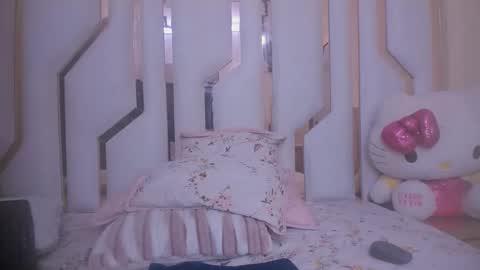    online show from October 27, 11:16 pm