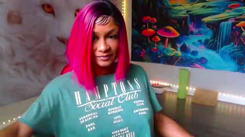 Snapshot of tiffanilove chatting on September 16, 1:57 pm Tiffani Love online show from September 16, 1:57 pm