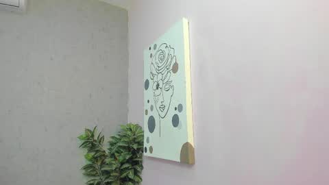 tiffany_mendez online show from April 4, 12:01 pm