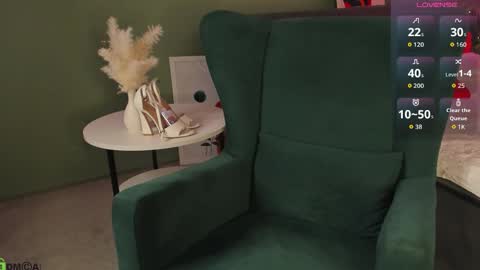 tiffany_robinson online show from March 19, 3:12 am