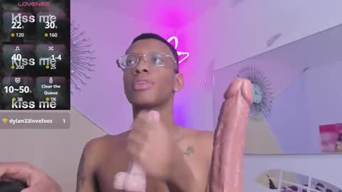 Snapshot of tiffany_valentine15xxx chatting on October 16, 7:02 pm Xander Barbie online show from October 16, 7:02 pm