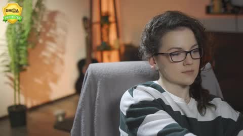 tiffanyriox online show from February 17, 1:15 am