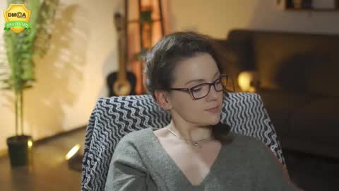 tiffanyriox online show from January 9, 1:44 am