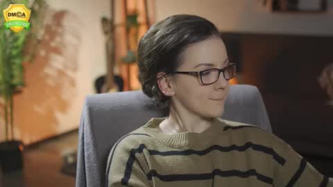 tiffanyriox online show from February 7, 1:41 am