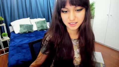 Snapshot of tiffanyyoun chatting on September 28, 10:46 am tiffanyyoun online show from September 28, 10:46 am