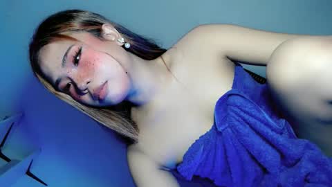 tight_elliana online show from March 28, 9:49 pm