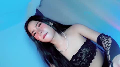 Snapshot of tight_elliana chatting on October 18, 12:48 am tight_elliana online show from October 18, 12:48 am