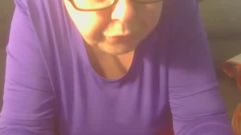 Snapshot of tight_kitty55 chatting on October 20, 7:08 pm tight Kitty55 online show from October 20, 7:08 pm