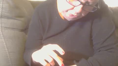 Snapshot of tight_kitty55 chatting on December 13, 7:43 pm tight Kitty55 online show from December 13, 7:43 pm