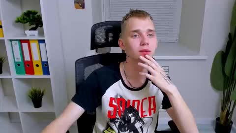 Tim online show from October 15, 8:53 pm