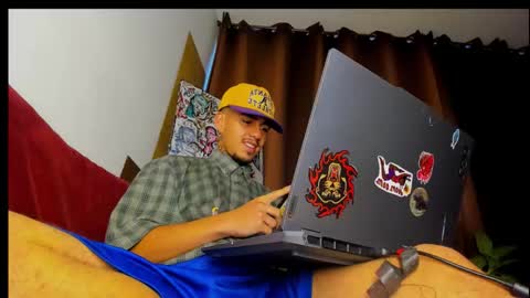 Snapshot of timewith_sebas chatting on October 6, 10:44 am salem online show from October 6, 10:44 am