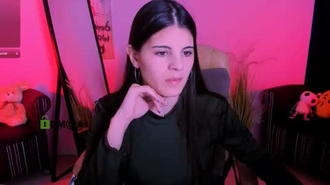 tina_blade_ online show from November 12, 8:22 pm