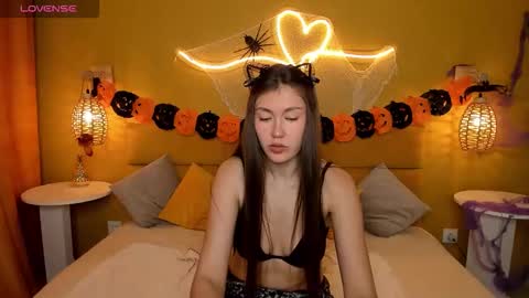 Tina  online show from October 26, 1:39 am