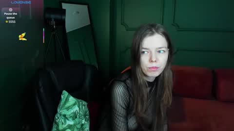 tina_tayllor__ online show from February 20, 2:41 pm