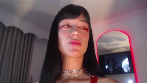 Tina Wild online show from February 18, 11:15 pm