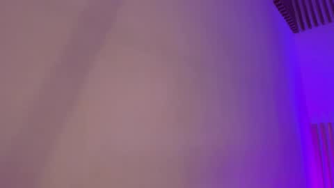 Snapshot of tinaajones_ chatting on September 26, 6:32 am Tina online show from September 26, 6:32 am