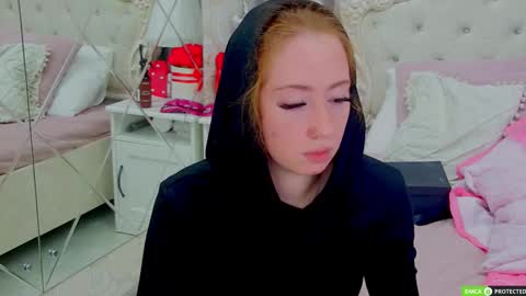 Snapshot of tinabrook chatting on September 30, 4:01 am Tina online show from September 30, 4:01 am