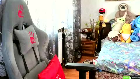 Tina online show from April 14, 5:11 am