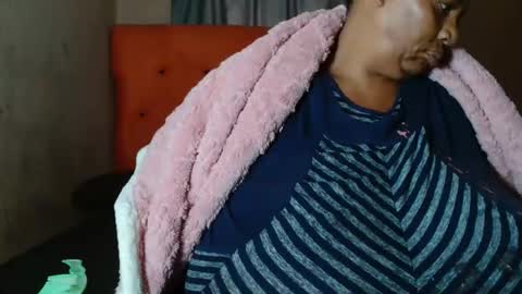 tinagiant online show from April 9, 8:42 am