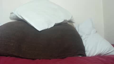 Snapshot of tinaxxxpetite chatting on February 26, 5:31 pm Tina online show from February 26, 5:31 pm