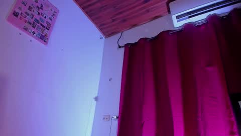 tinixmorgan online show from February 4, 6:50 am