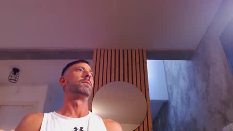 Snapshot of tinoclandestino chatting on January 19, 4:46 pm tinoclandestino online show from January 19, 4:46 pm