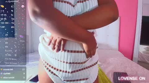 LITTLE MIKAELA   online show from January 4, 2:56 am