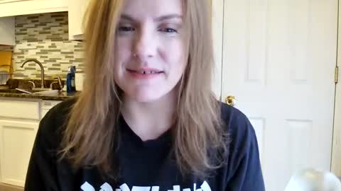 tinywithtiddies online show from March 14, 2:32 pm