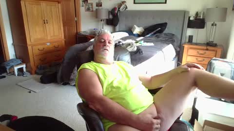 Snapshot of titsantats chatting on October 2, 3:22 pm titsantats online show from October 2, 3:22 pm