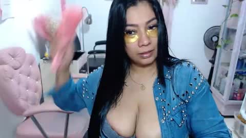 DIVA online show from May 23, 5:20 pm