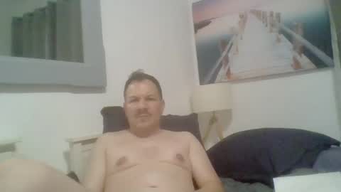 tobe1 online show from July 6, 5:37 pm