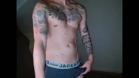 tocor00443589 online show from March 21, 9:19 pm