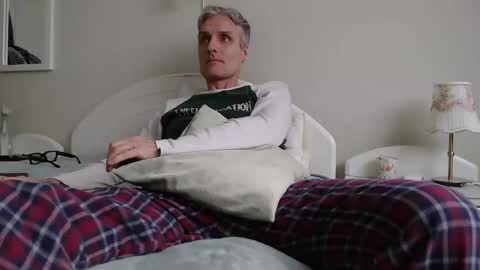 Daniel Bisexual uncut 20cm online show from March 2, 2:54 pm