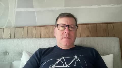 Joshua1983 online show from January 14, 7:00 pm