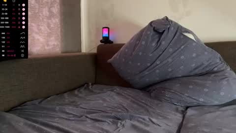 Max online show from October 21, 8:19 am