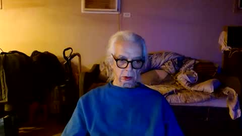 tom112292014 online show from March 15, 2:27 am