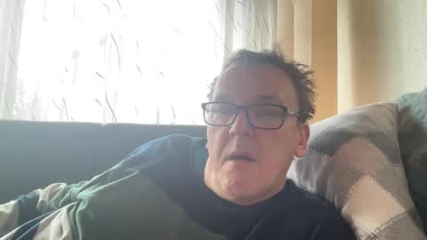 Tom online show from March 22, 8:29 am