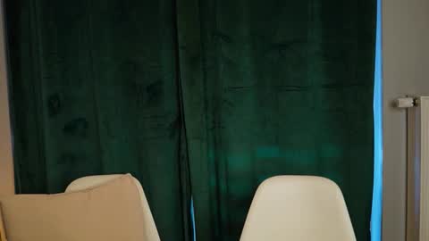 Tom online show from February 2, 7:05 am