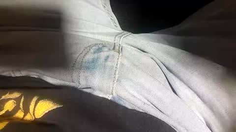 Snapshot of tomas_cum69 chatting on February 25, 11:15 pm Tomas online show from February 25, 11:15 pm