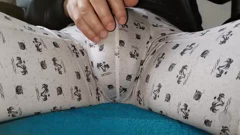 Snapshot of tomas_cum69 chatting on February 25, 1:00 pm Tomas online show from February 25, 1:00 pm