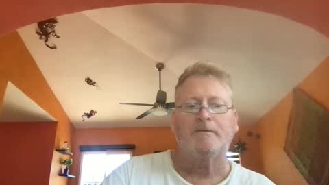 Hola online show from April 24, 6:32 pm